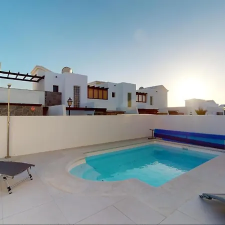 Villa Rosa Playa Blanca Luxury 2 Bed 2 Bath Villa With Private Pool, Patio Exterior photo