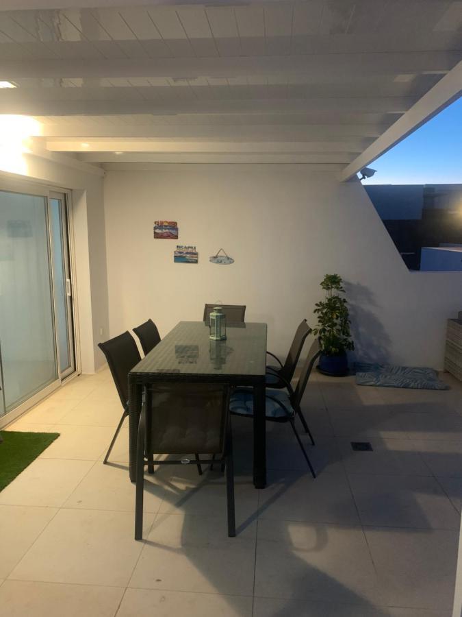 Vil·la Rosa Luxury 2 Bed 2 Bath With Private Pool, Patio Playa Blanca (Lanzarote)