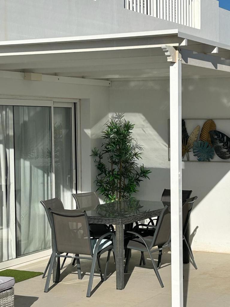 Villa Rosa Luxury 2 Bed 2 Bath With Private Pool, Patio *