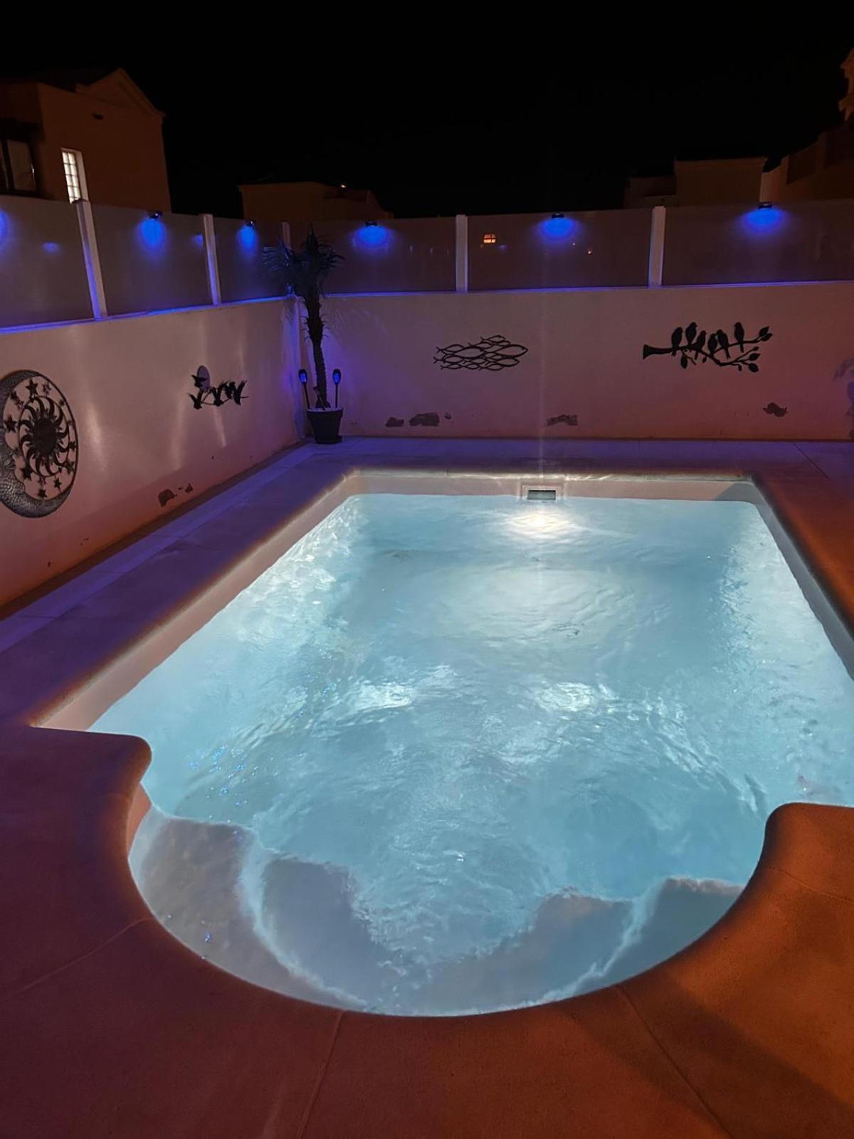 Rosa Luxury 2 Bed 2 Bath With Private Pool, Patio * Playa Blanca (Lanzarote)